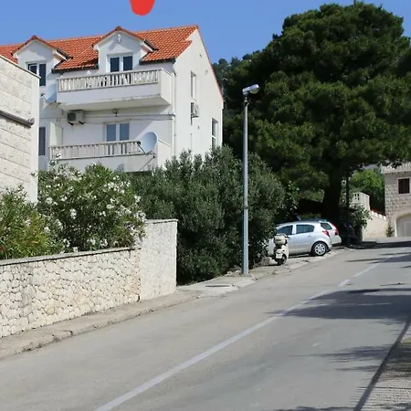 Liliana With Wonderful Sea View Near The Beaches Apartment Bol